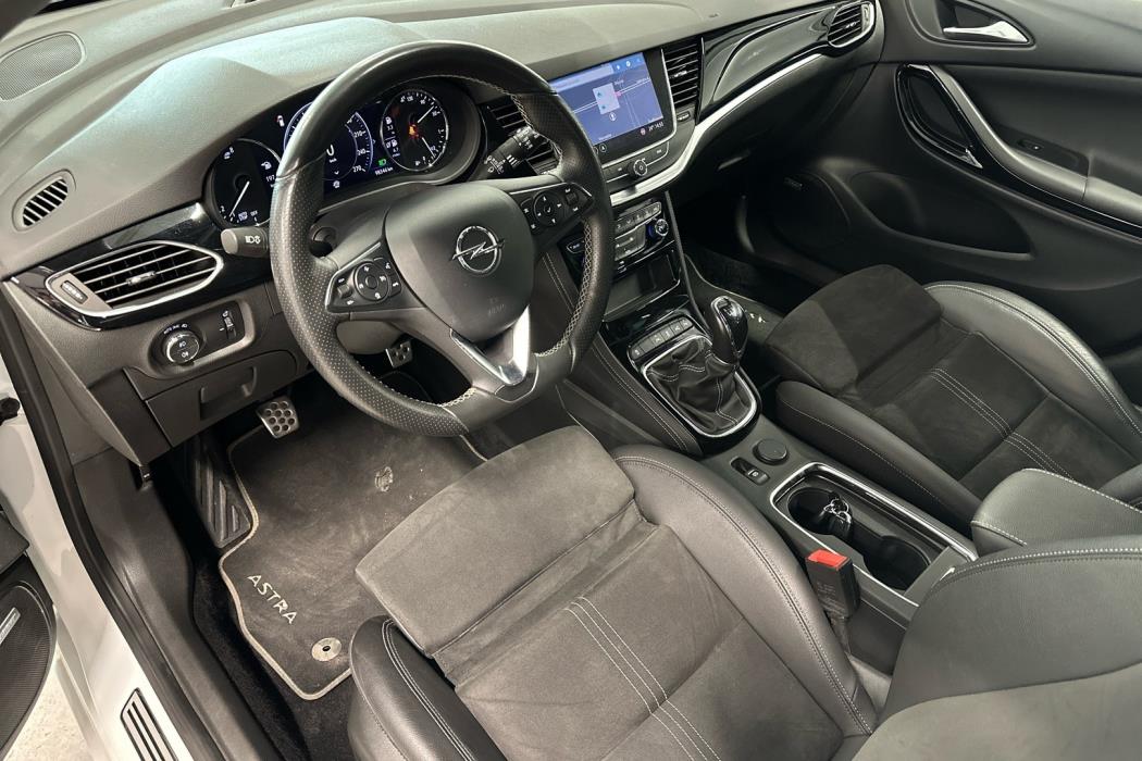 OPEL Astra 2020