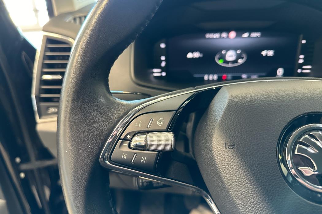 SKODA Karoq 2023