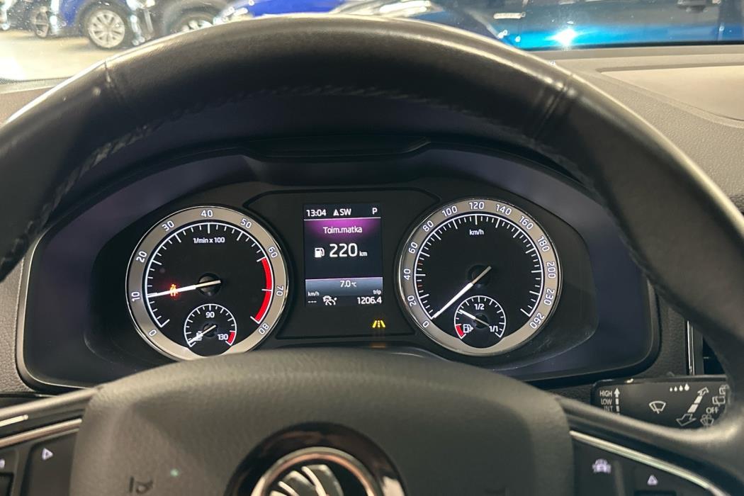 SKODA Karoq 2019