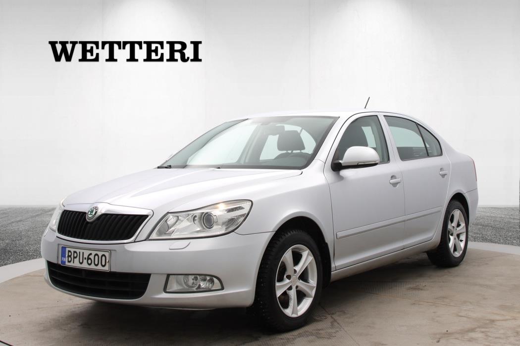 SKODA Octavia 2012