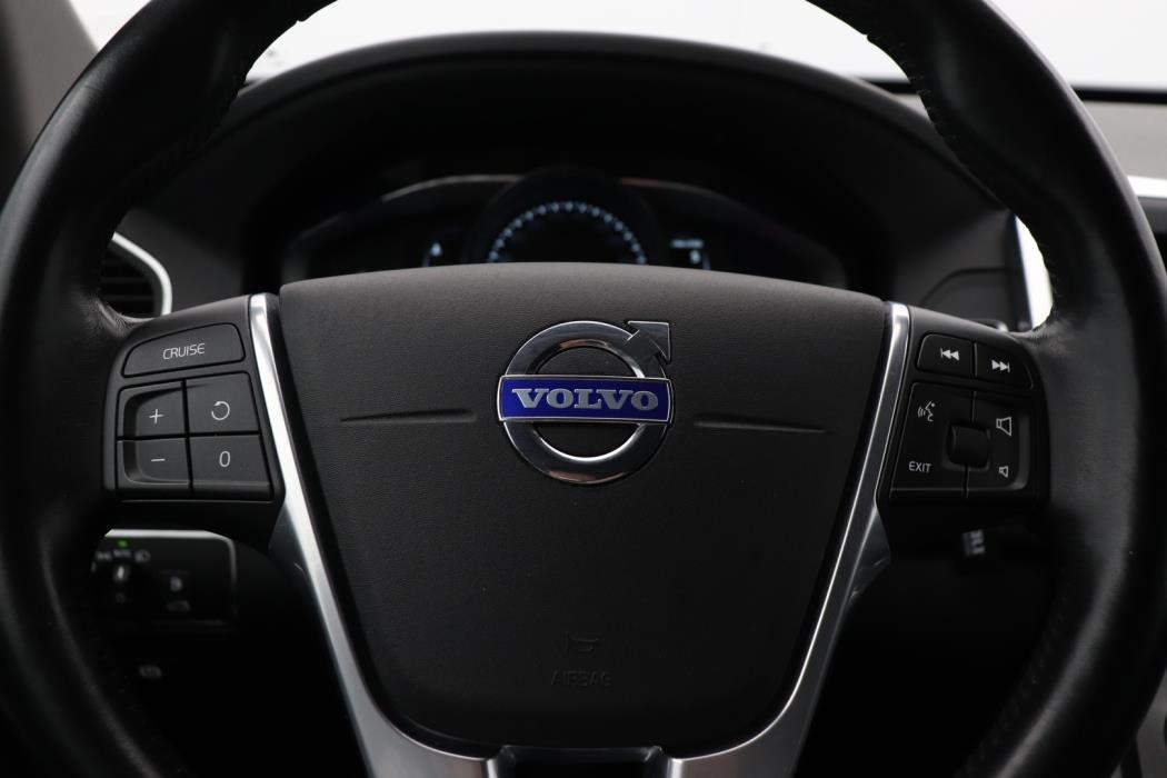 VOLVO XC60 2015