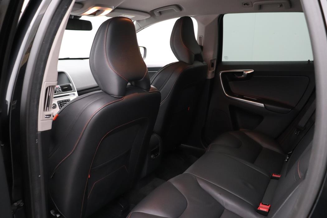 VOLVO XC60 2015
