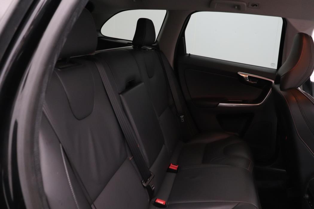 VOLVO XC60 2015