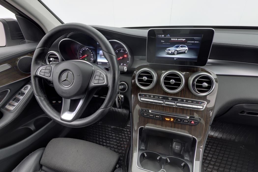 MERCEDES-BENZ GLC 2016