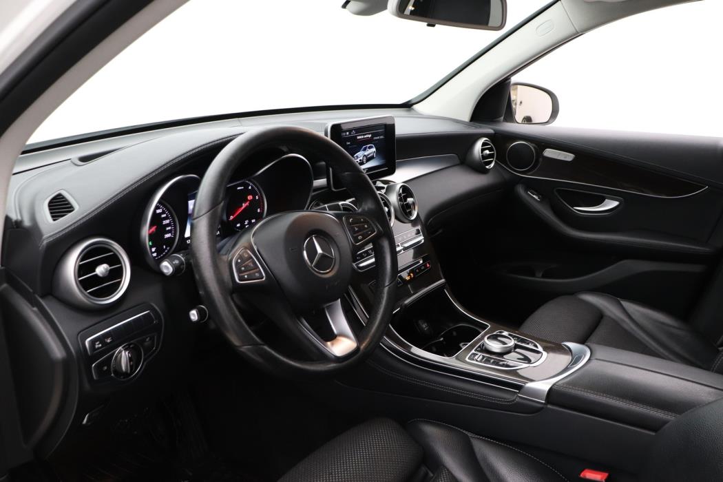 MERCEDES-BENZ GLC 2016