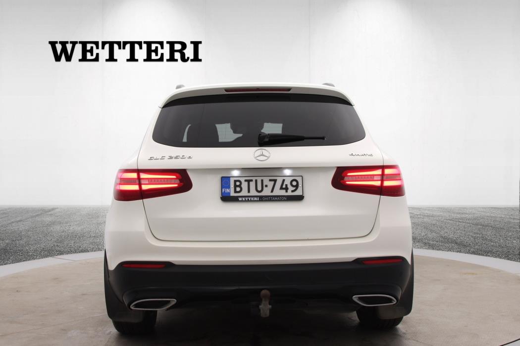 MERCEDES-BENZ GLC 2016