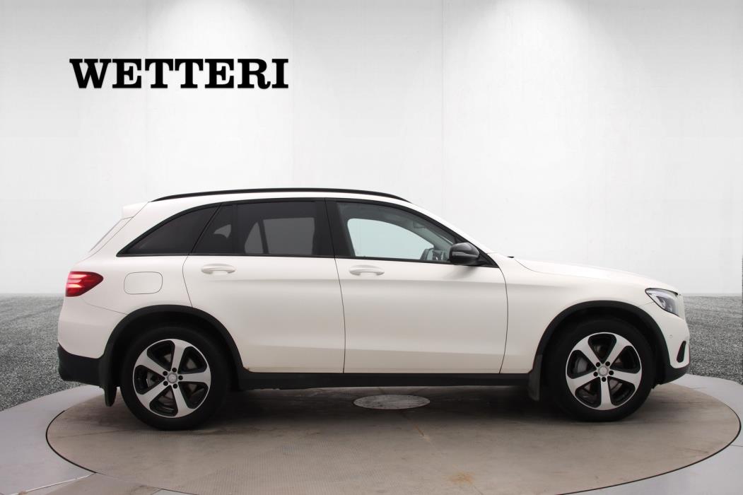 MERCEDES-BENZ GLC 2016