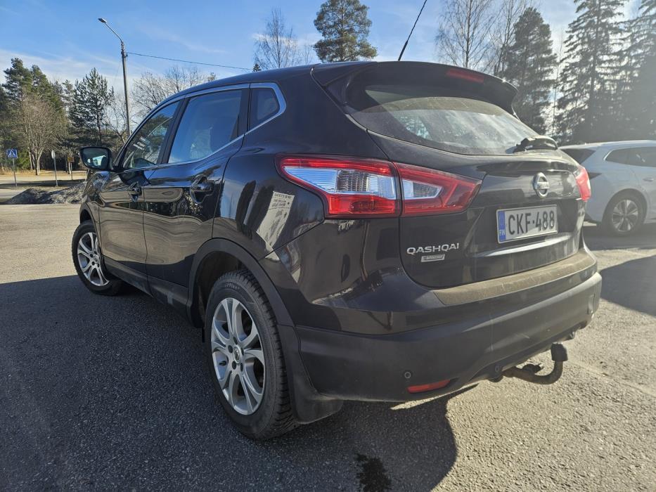 NISSAN Qashqai 2015
