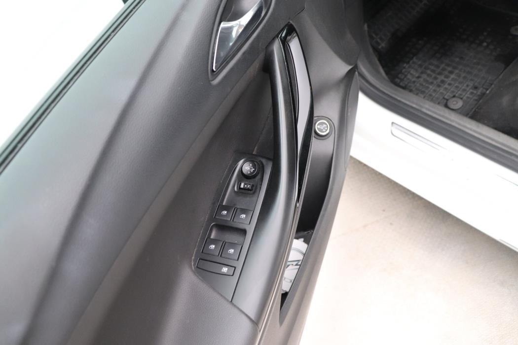 OPEL Astra 2017