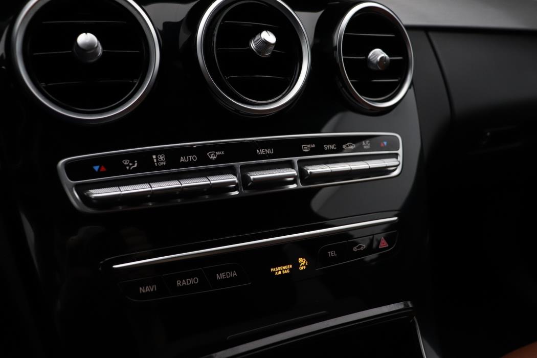 MERCEDES-BENZ C 2020