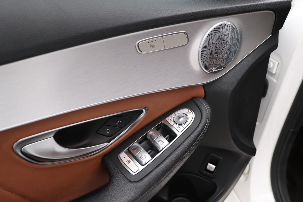 MERCEDES-BENZ C 2020