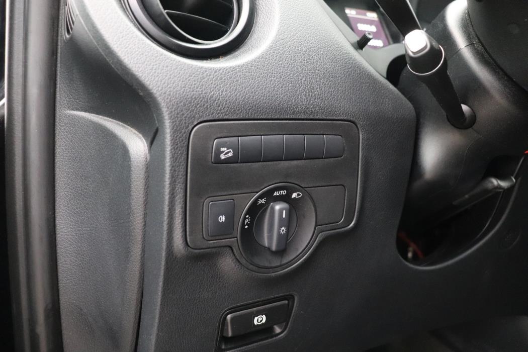 MERCEDES-BENZ Vito 2020