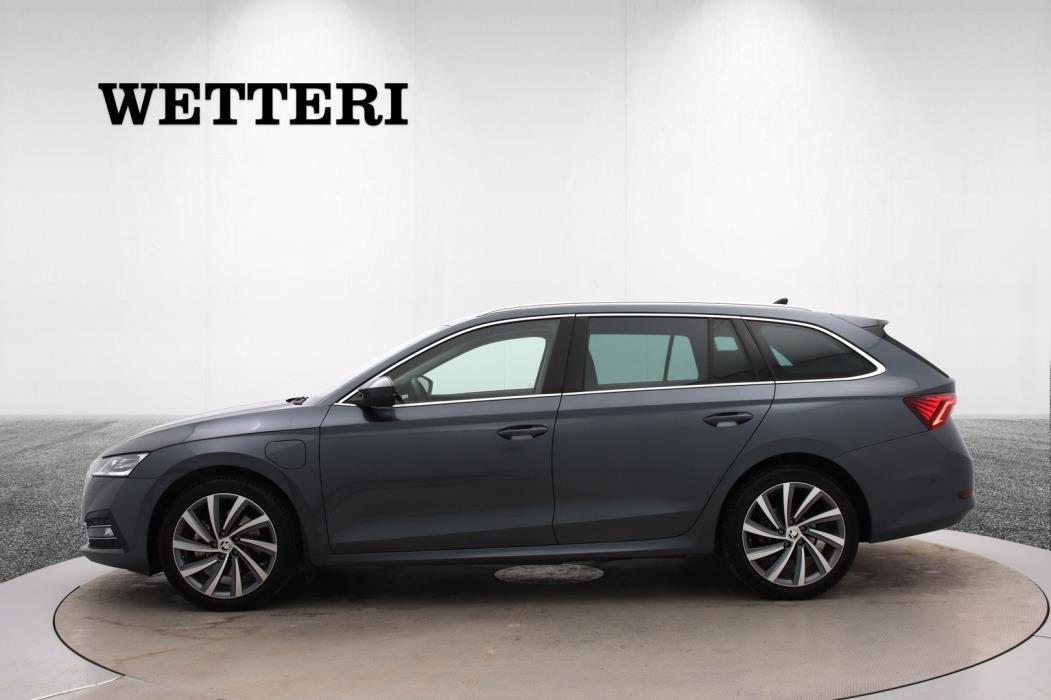 SKODA Octavia 2021