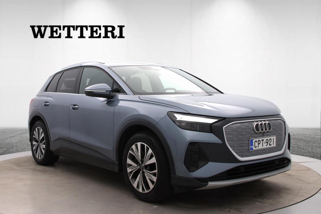 AUDI Q4 e-tron 2022