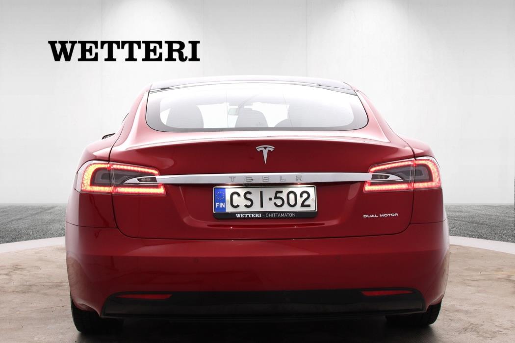 TESLA Model S 2020