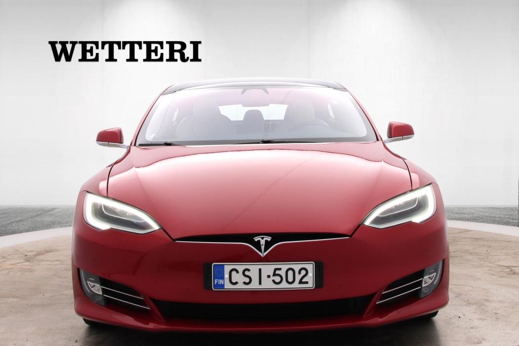 TESLA Model S 2020