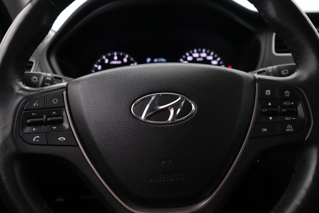 HYUNDAI i20 Hatchback 2019