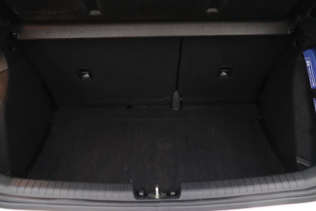 HYUNDAI i20 Hatchback 2019