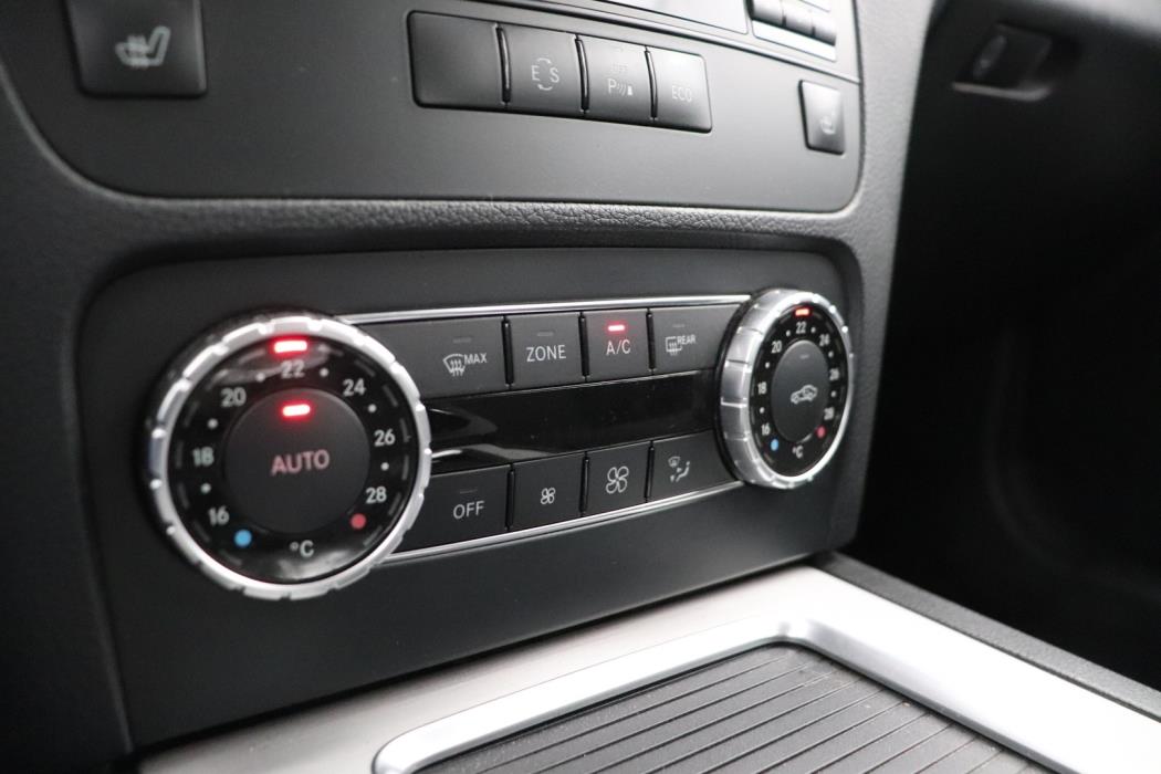 MERCEDES-BENZ GLK 2013