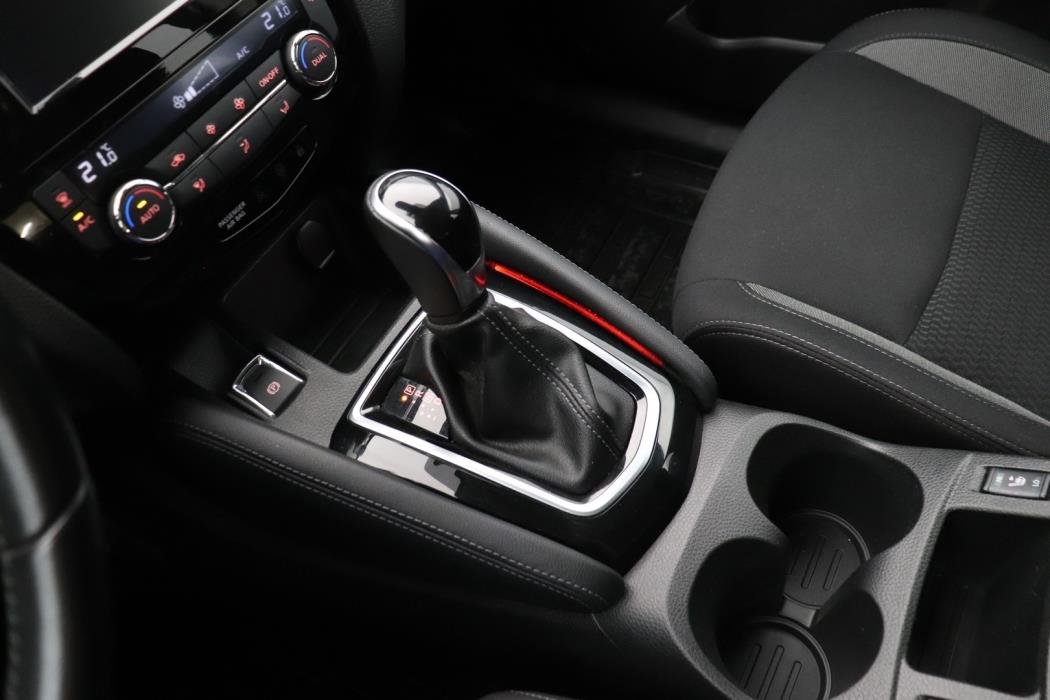 NISSAN Qashqai 2019