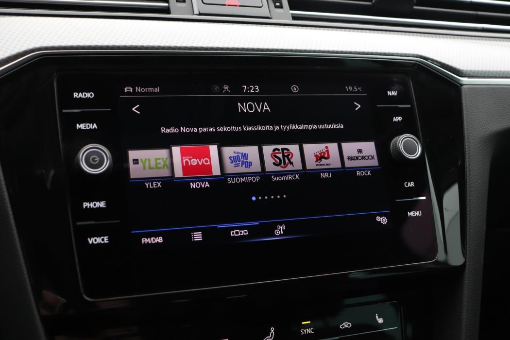 VOLKSWAGEN Passat 2021