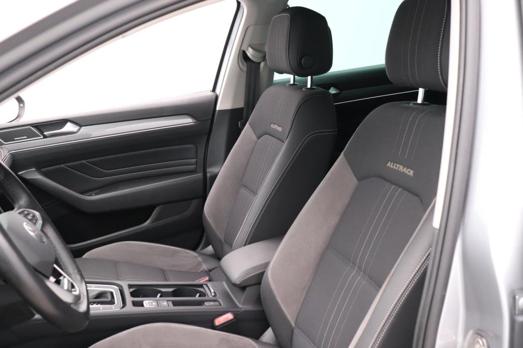 VOLKSWAGEN Passat 2021