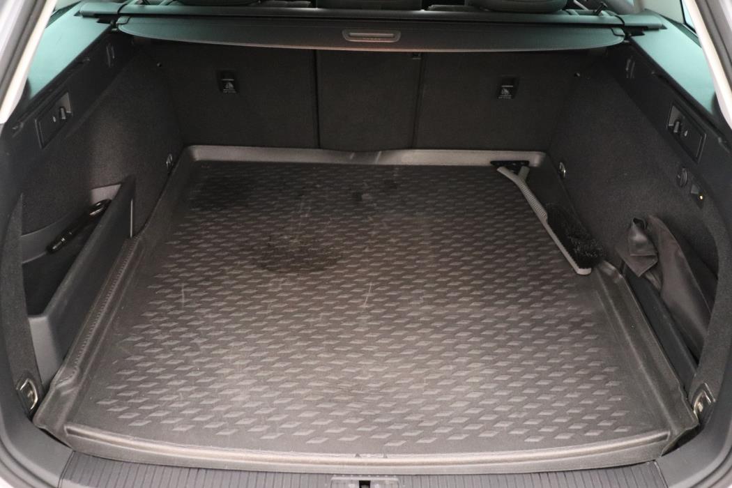 VOLKSWAGEN Passat 2021