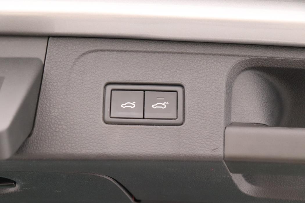 VOLKSWAGEN Passat 2021