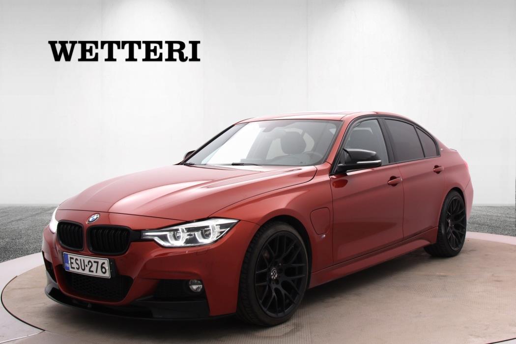 BMW 330 2018