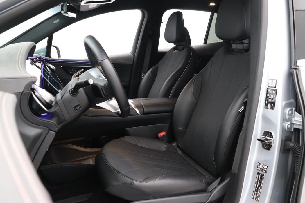 MERCEDES-BENZ EQE SUV 2025