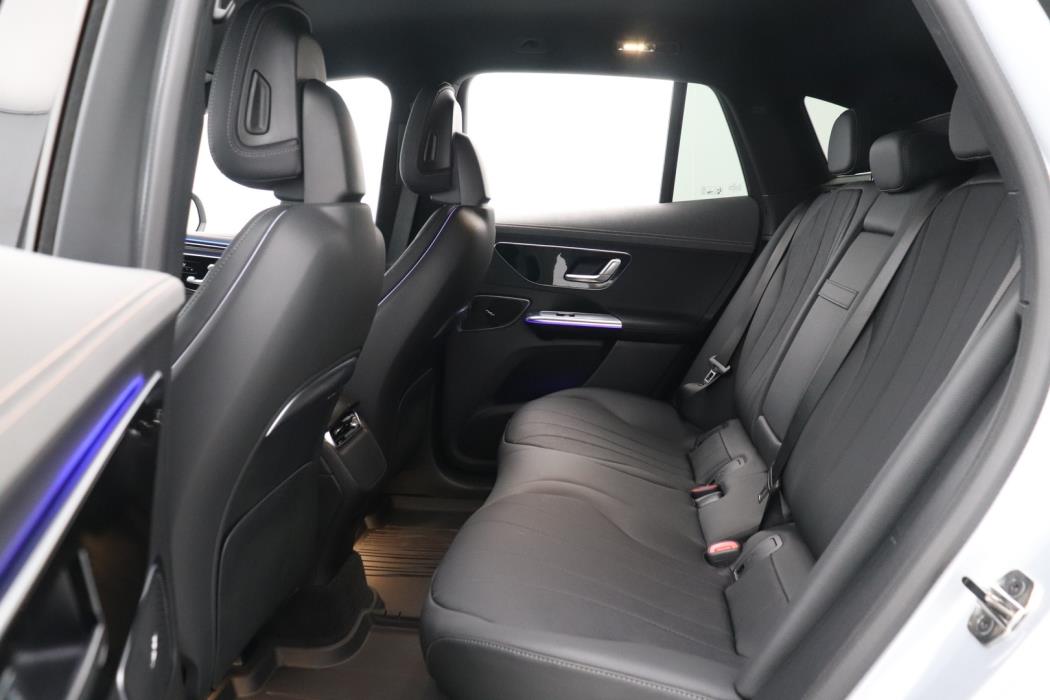 MERCEDES-BENZ EQE SUV 2025