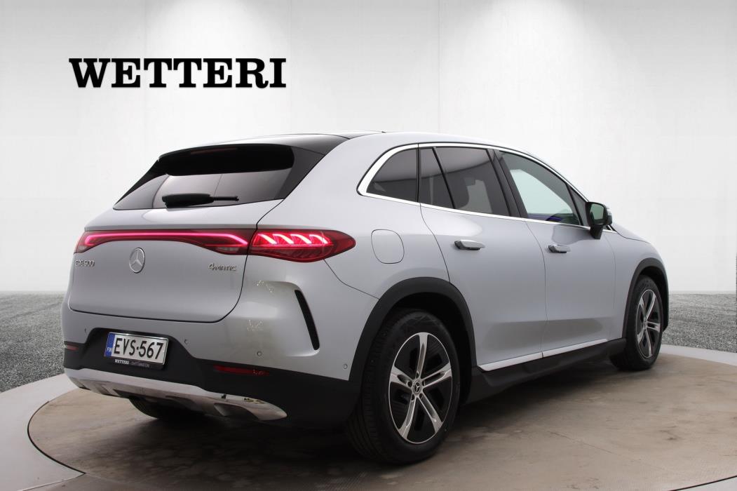 MERCEDES-BENZ EQE SUV 2025