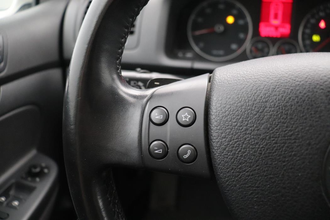VOLKSWAGEN Golf 2008