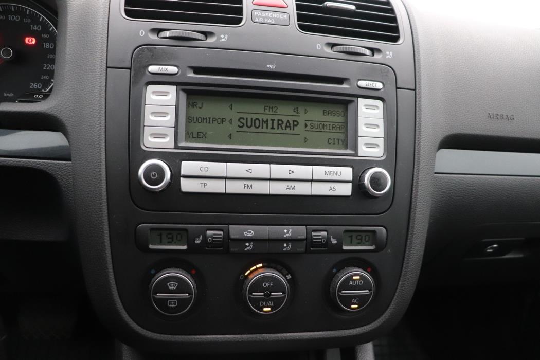 VOLKSWAGEN Golf 2008