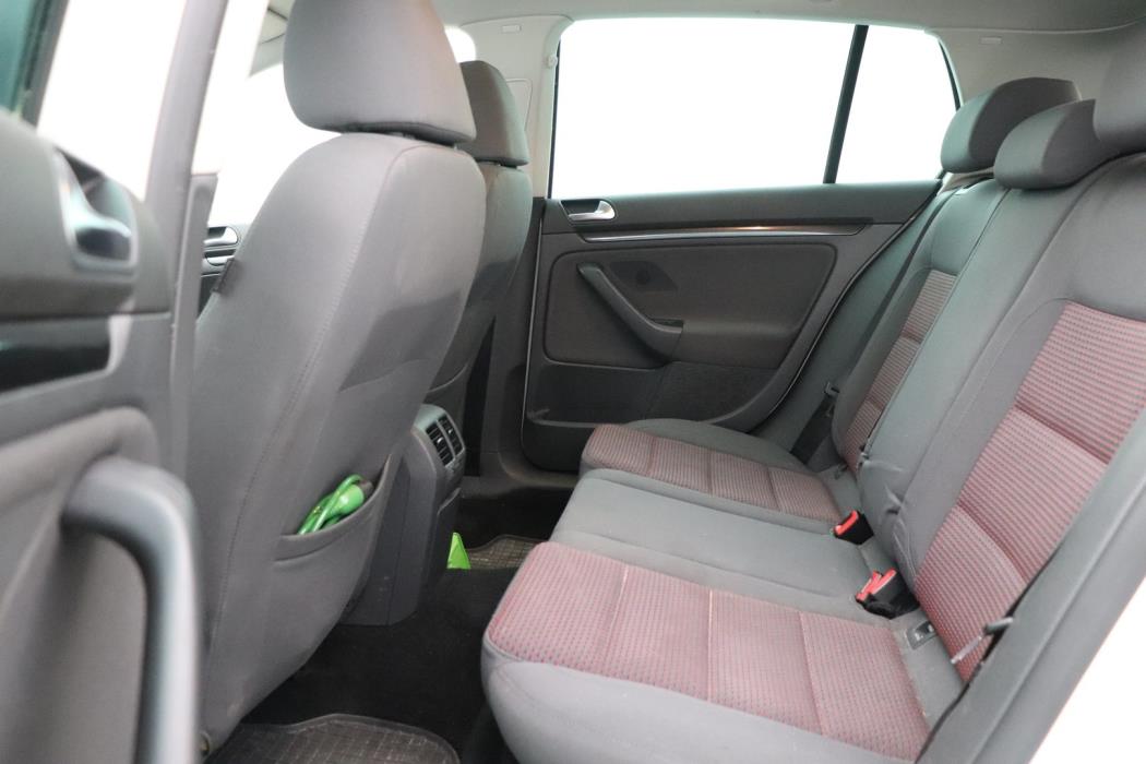 VOLKSWAGEN Golf 2008