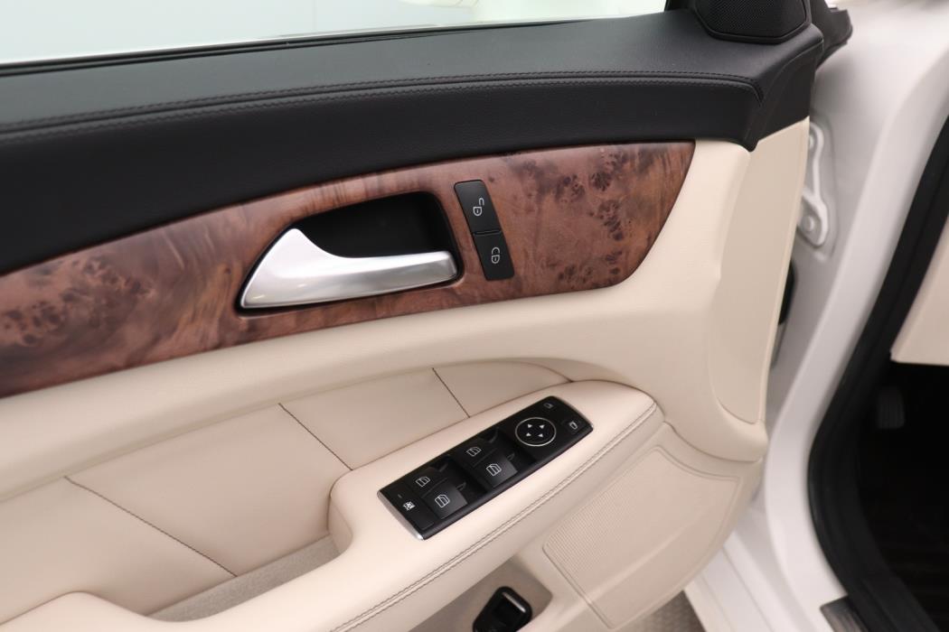 MERCEDES-BENZ CLS 2013