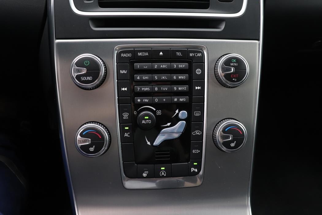 VOLVO V60 2018