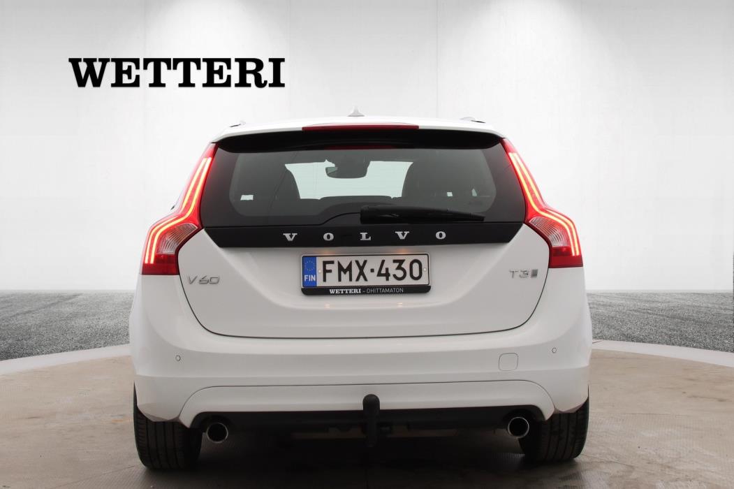 VOLVO V60 2018
