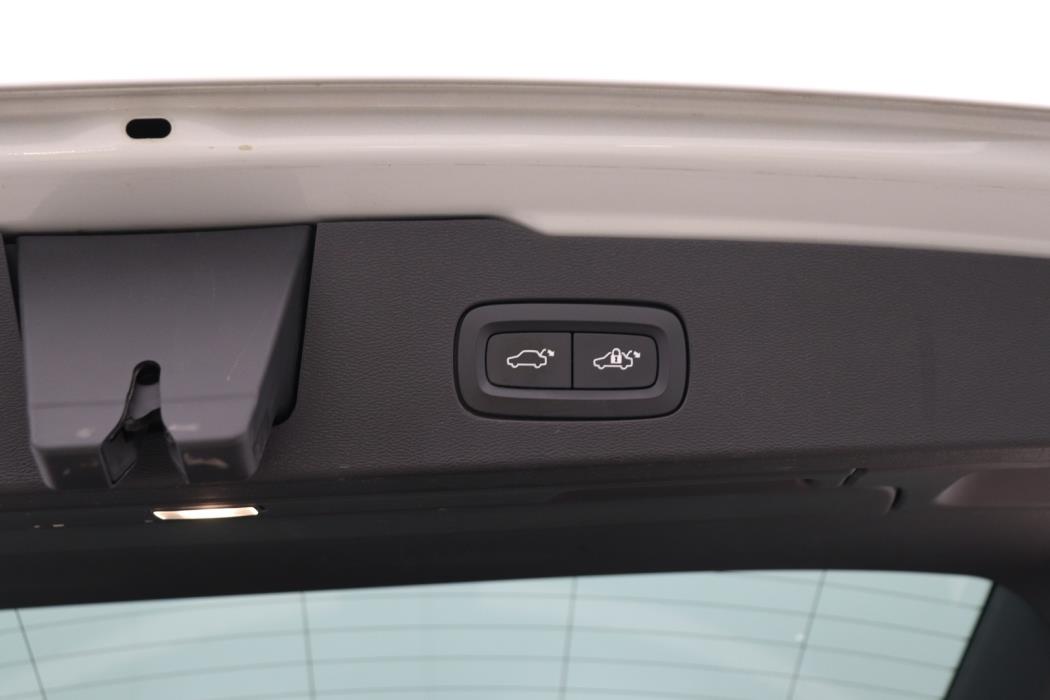 VOLVO V60 2020
