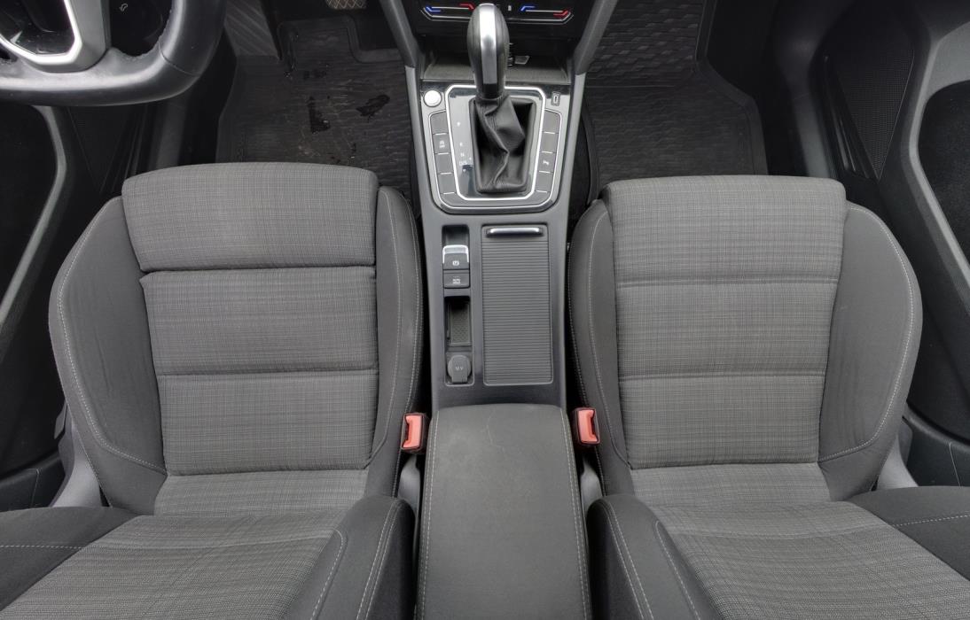 VOLKSWAGEN Passat 2021