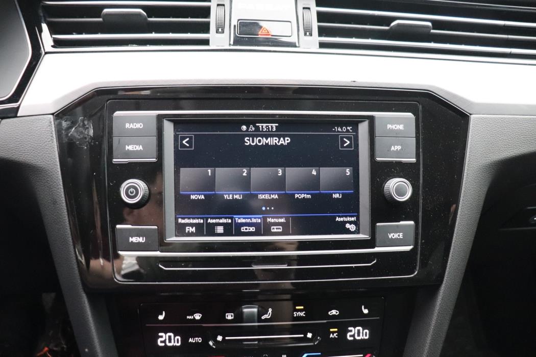 VOLKSWAGEN Passat 2021