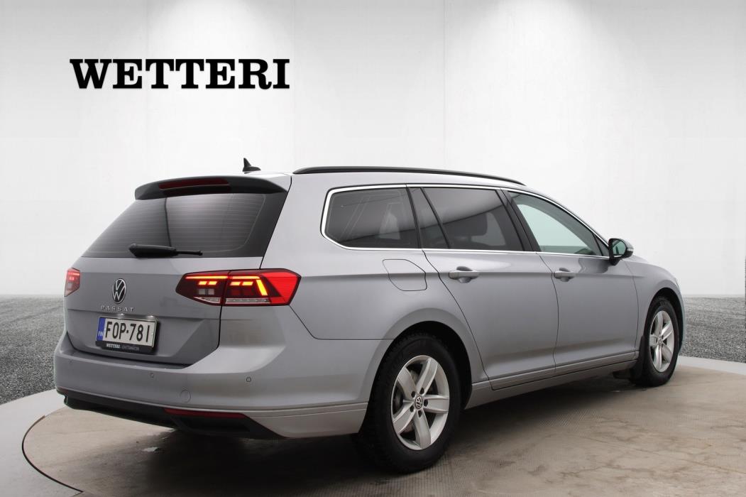 VOLKSWAGEN Passat 2021