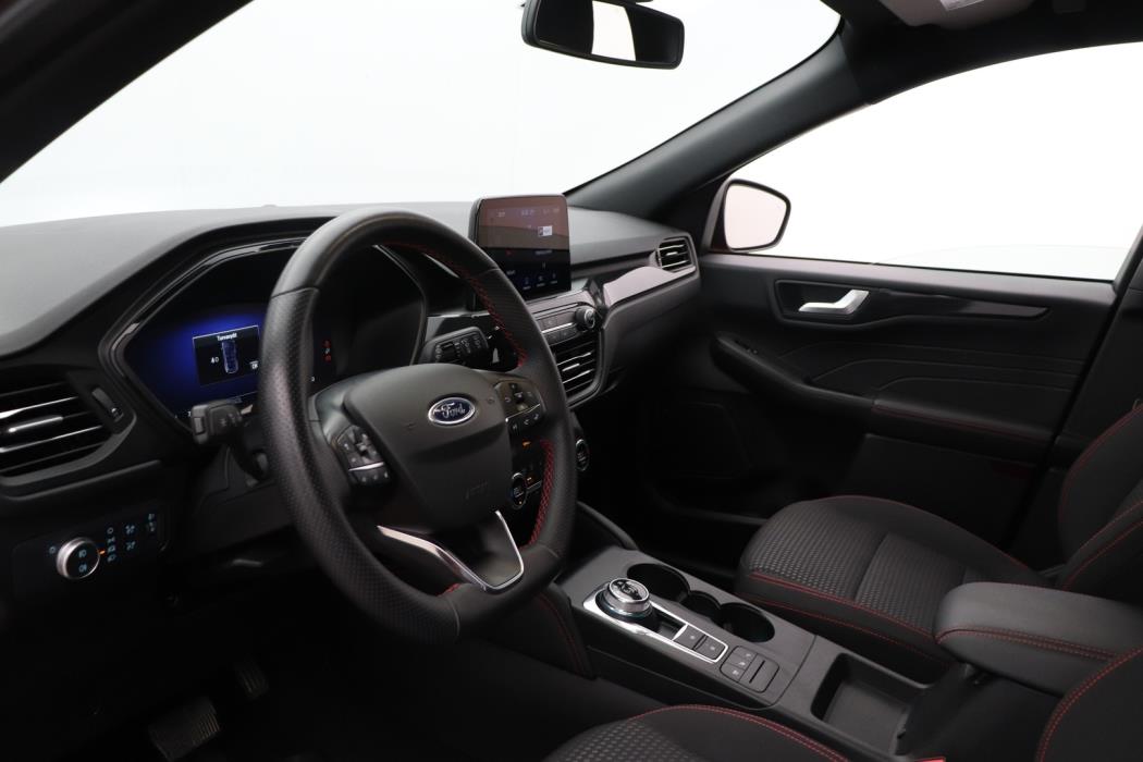 FORD Kuga 2023