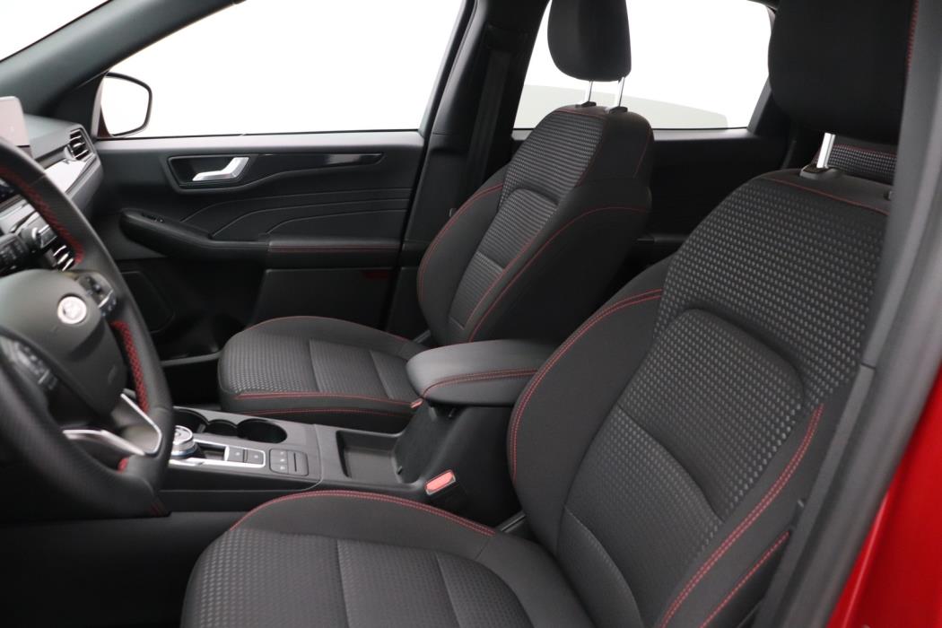 FORD Kuga 2023