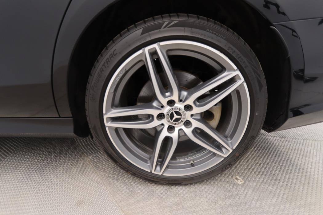 MERCEDES-BENZ E 2018