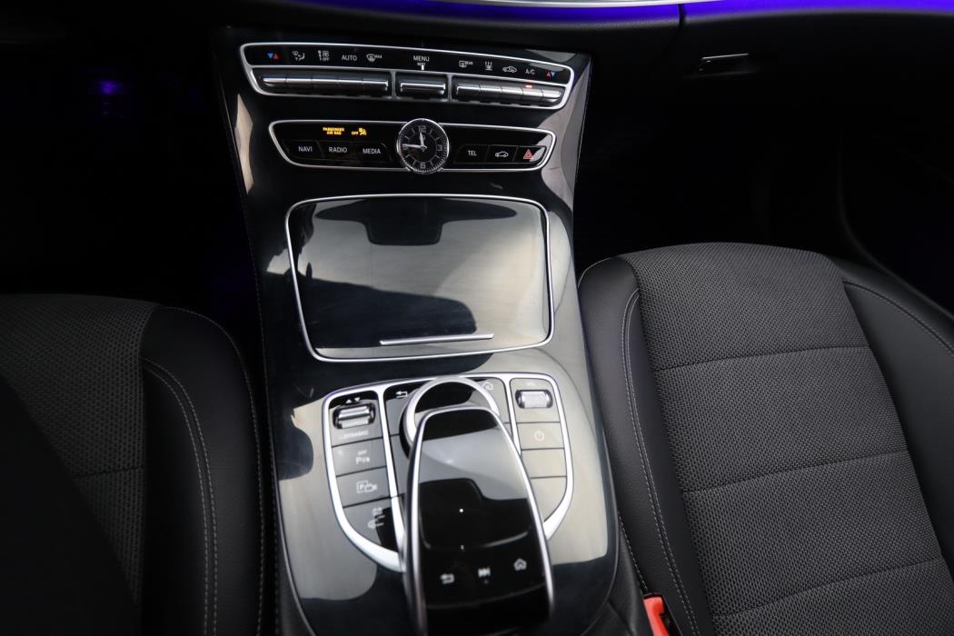 MERCEDES-BENZ E 2018