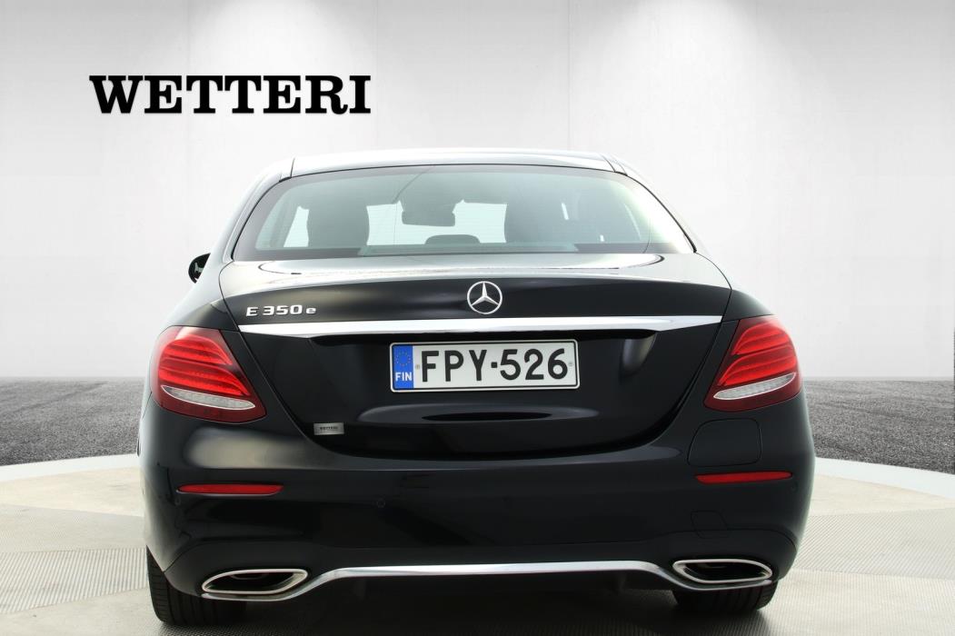 MERCEDES-BENZ E 2018