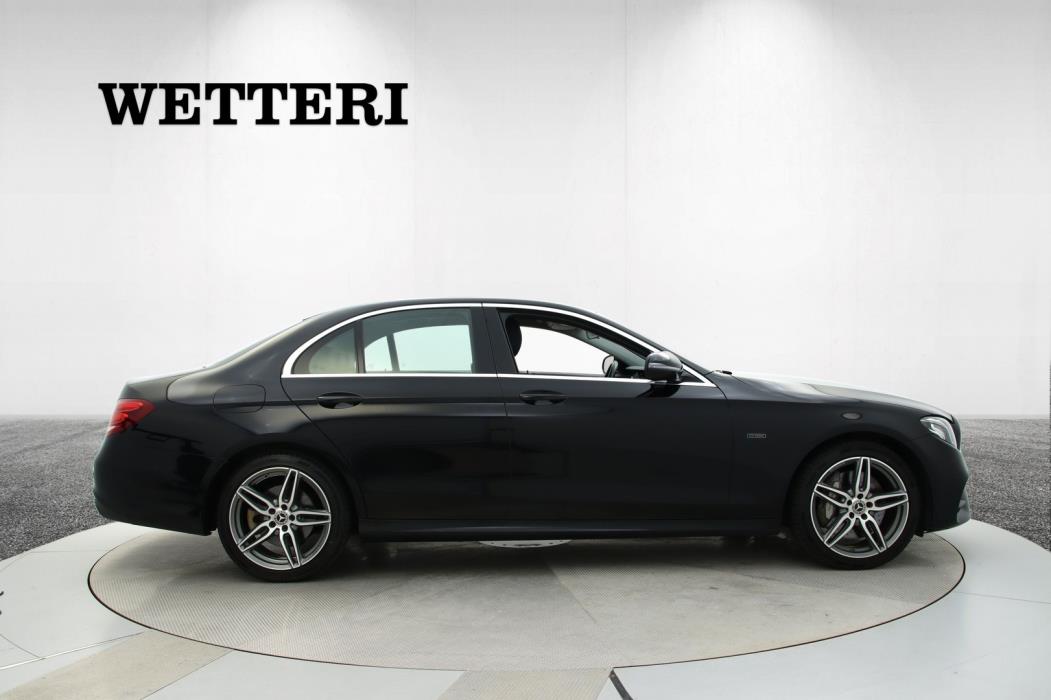 MERCEDES-BENZ E 2018