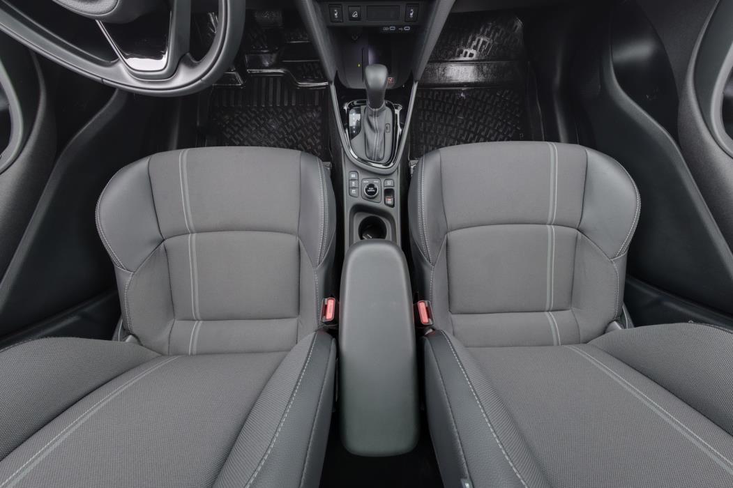 TOYOTA Yaris Cross 2024