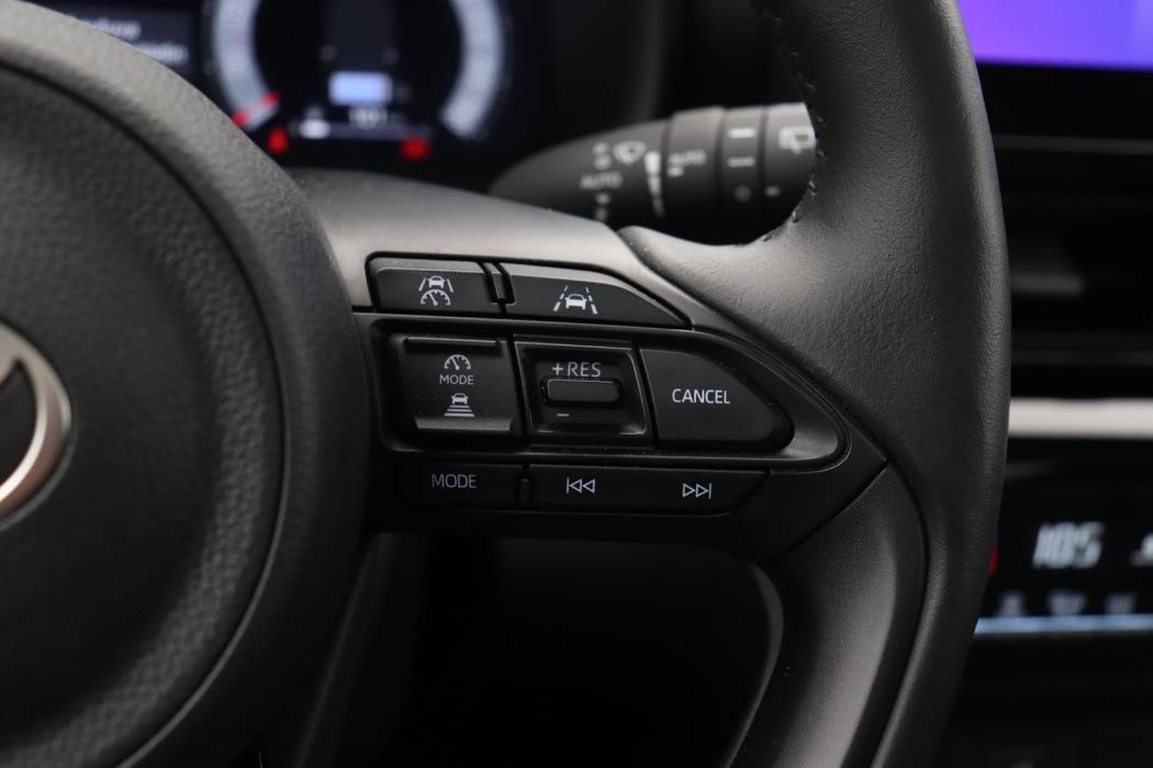 TOYOTA Yaris Cross 2024